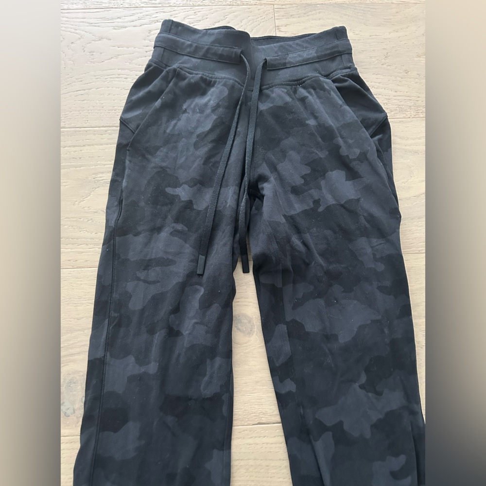 LULULEMON READY TO RULU JOGGERS